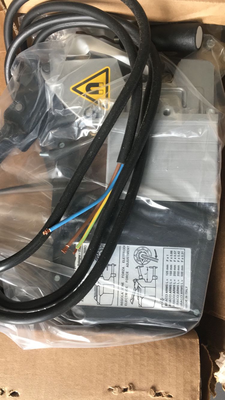  TECNA點(diǎn)焊槍、TECNA點(diǎn)焊機(jī)、TECNA焊機(jī)